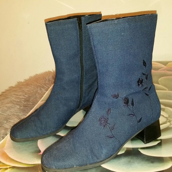 Auditions denim embroidered heeled boots, 8 1/2 - Picture 2 of 6